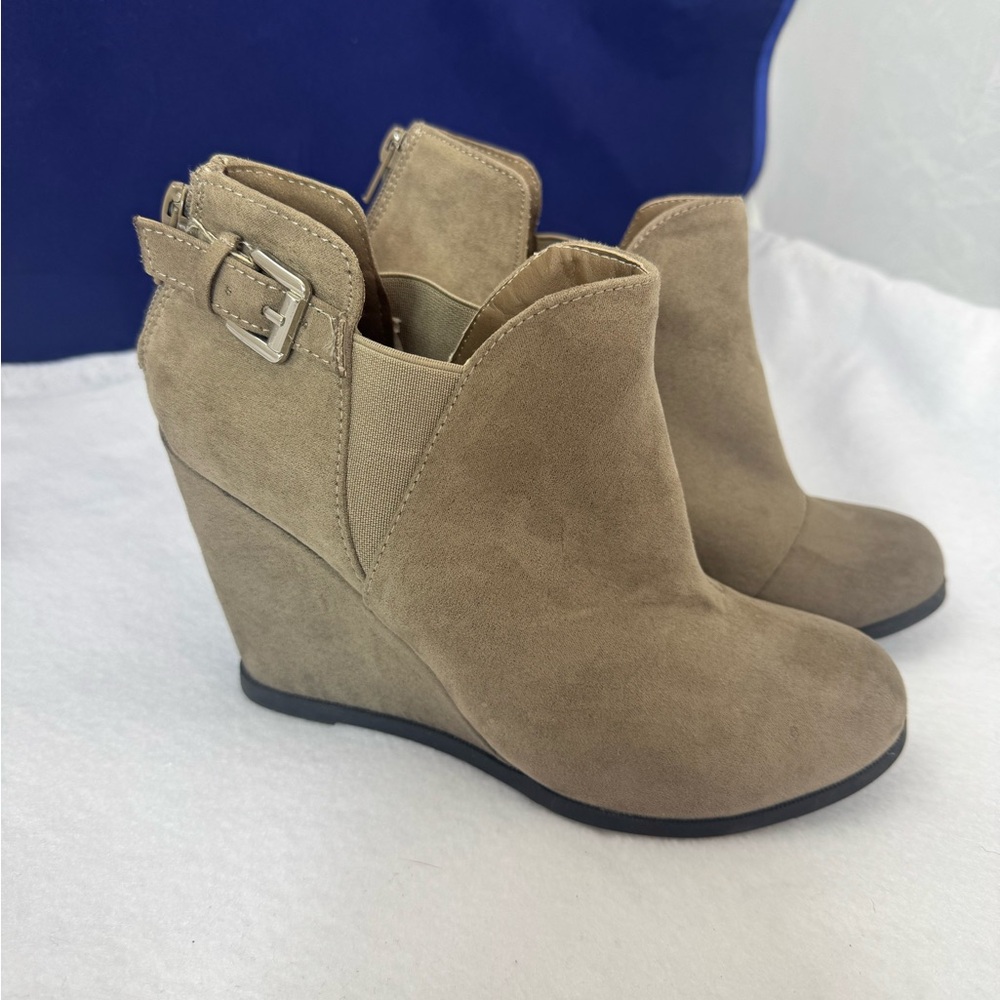 Gray Maurice’s Wedge Booties